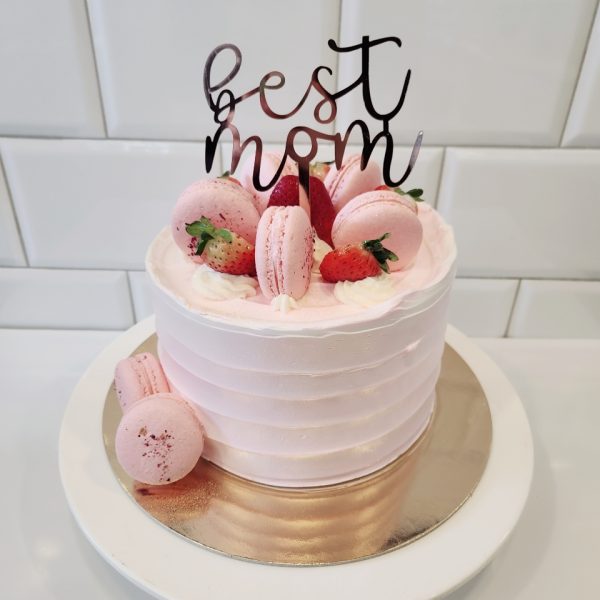Cake With Pink Macaron with Mother's Day Cake Topper